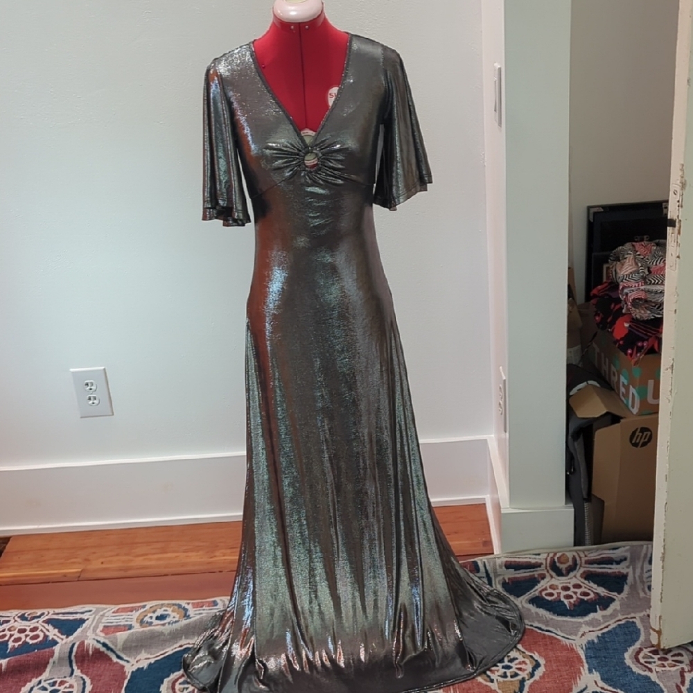 NWT XS/2 Smak Parlour Shimmering Metallic Maxi Dress